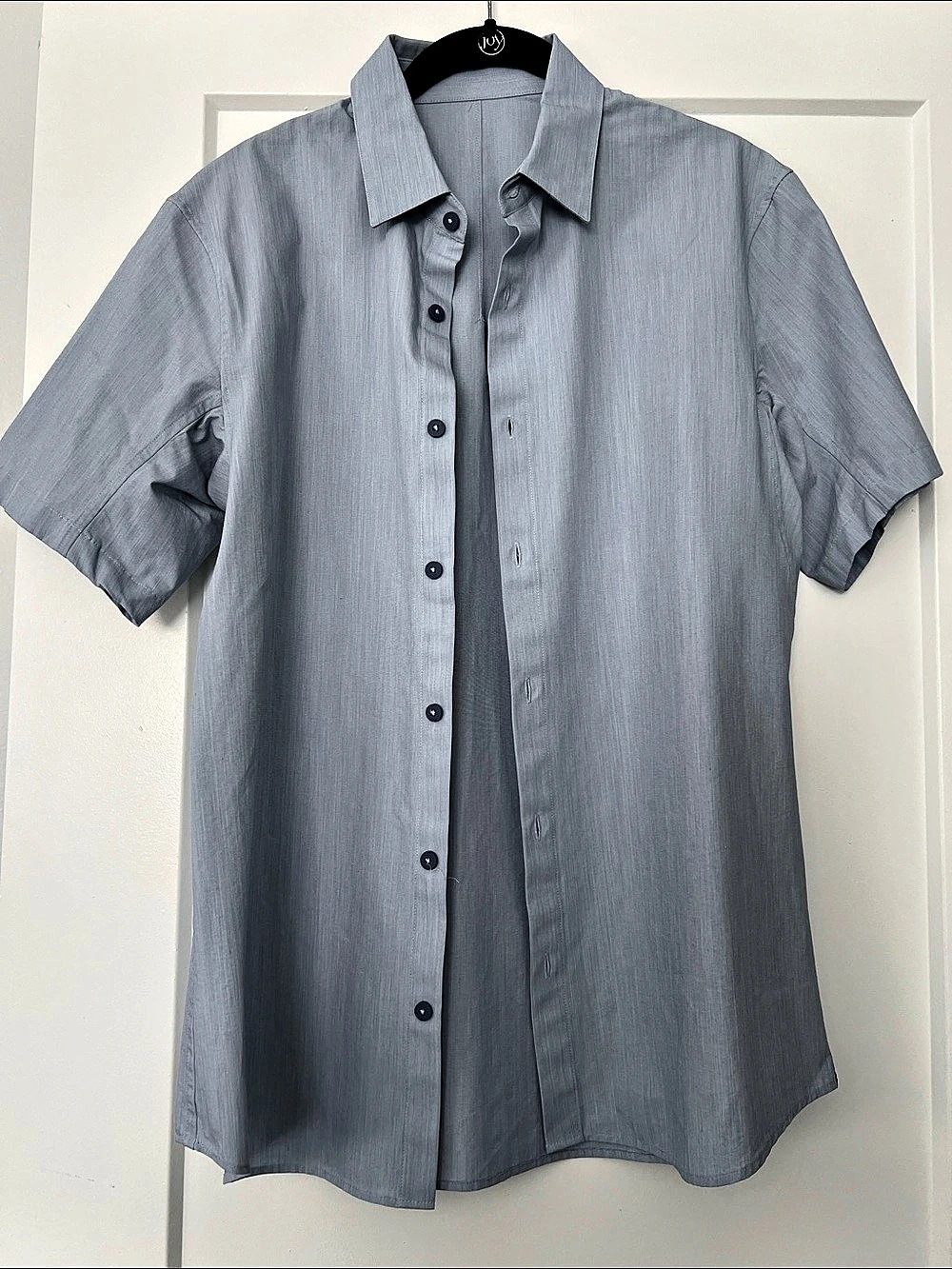 lululemon Men's Short Sleeve Button Down in Blue, M
